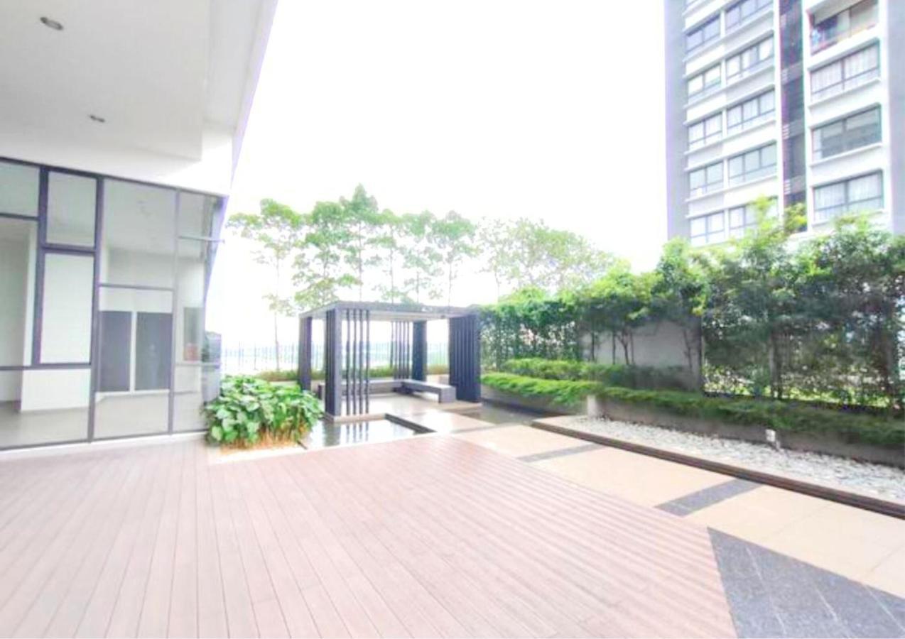 Ferienwohnung Beauty Mrt-Linked Unit, Dsara Sentral Sovo #Ds3 Sungai Buloh Exterior foto