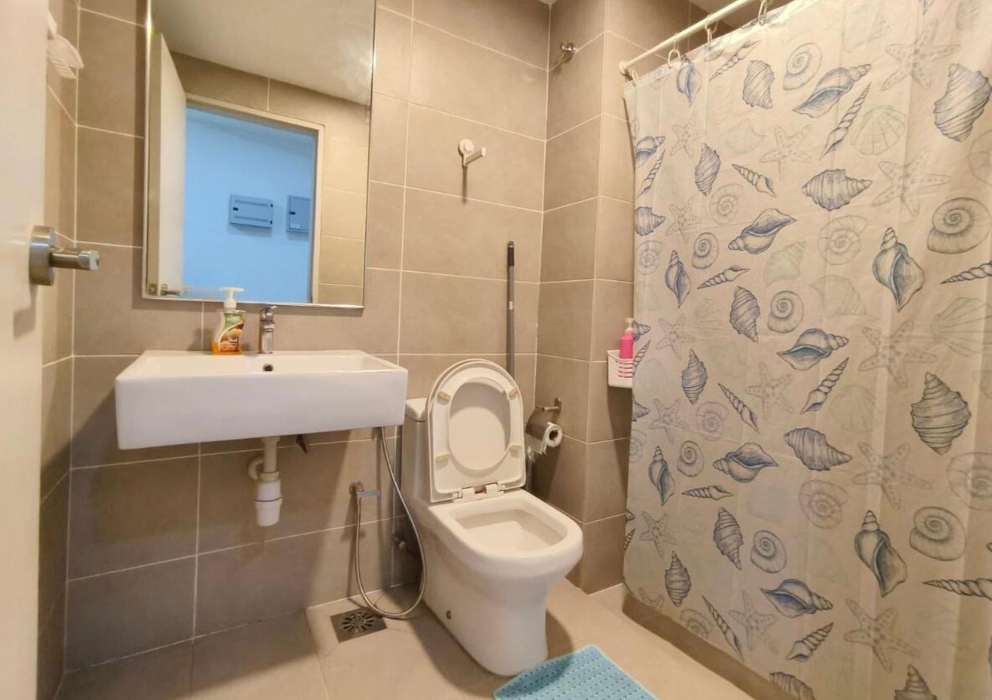 Ferienwohnung Beauty Mrt-Linked Unit, Dsara Sentral Sovo #Ds3 Sungai Buloh Exterior foto